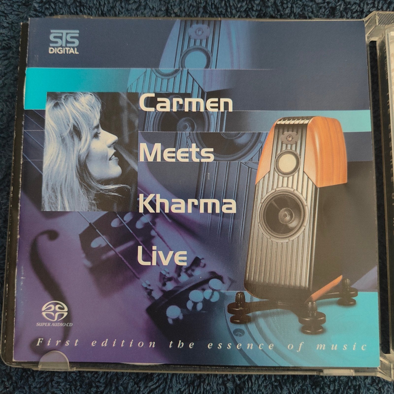 Carmen Meets Kharma Live - The Essence of Music SACD, Ophalen of Verzenden, Zo goed als nieuw, Live-album, Inclusief boekje
