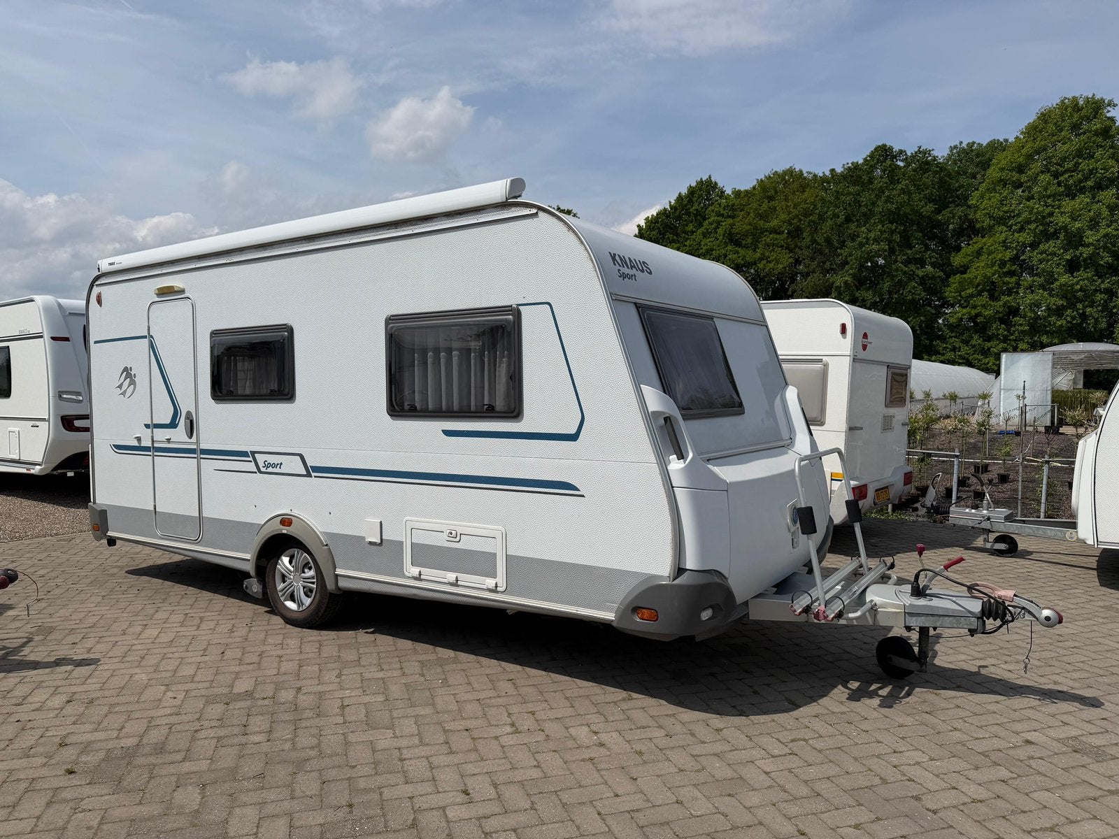 Knaus sport 450 fs premium 2009, Caravans en Kamperen, Rondzit, Bedrijf, 4 tot 5 meter, Hordeur