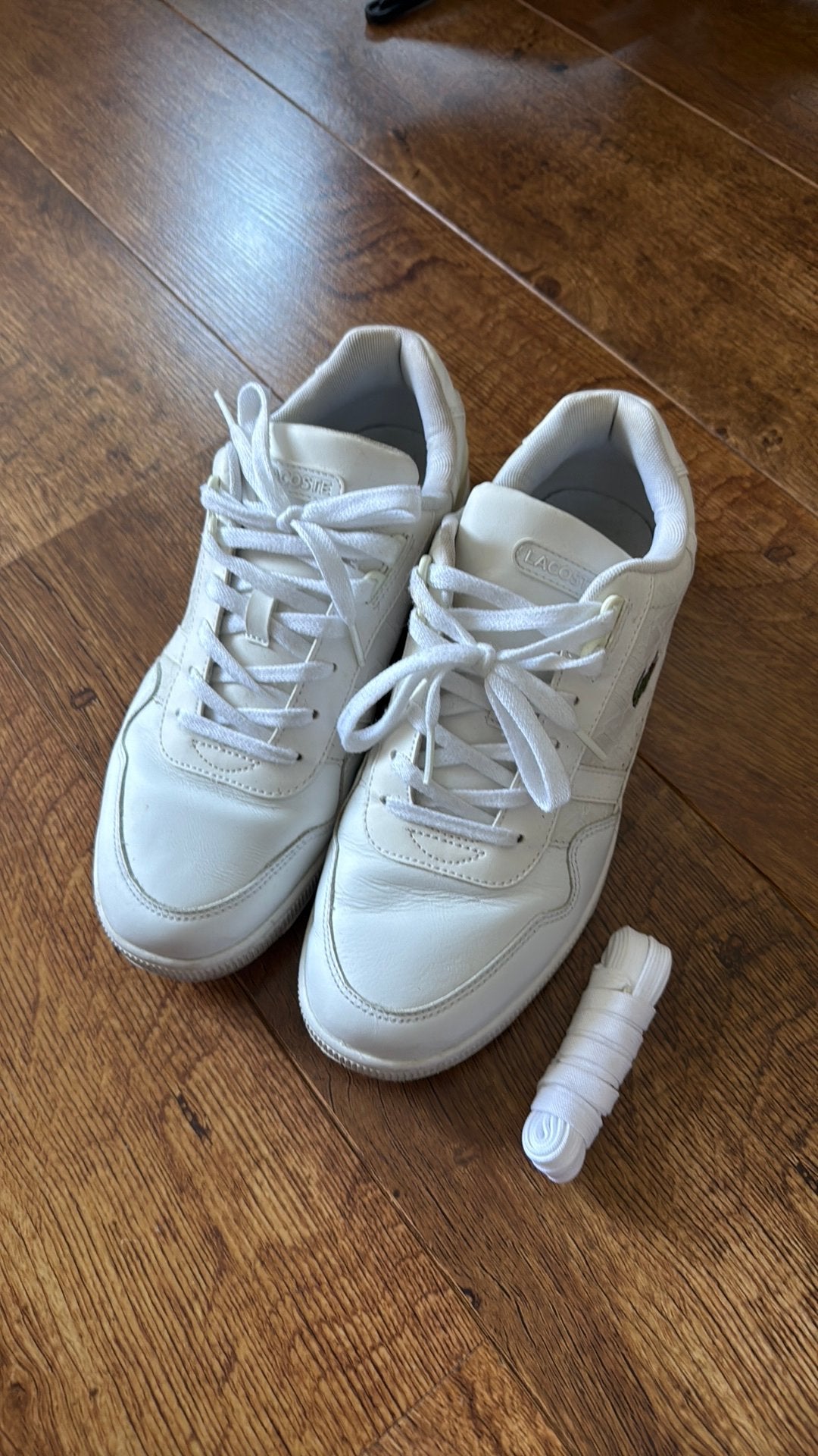 Lacoste sneakers, Ophalen of Verzenden, Zo goed als nieuw, Schoenen