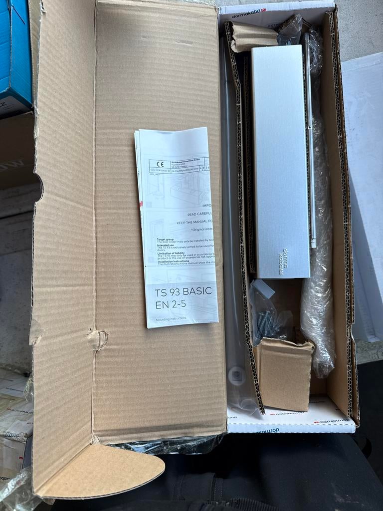 4x Dormakaba TS 93 B deurdrangers glijarm - Nieuw in doos, Ophalen, Zo goed als nieuw