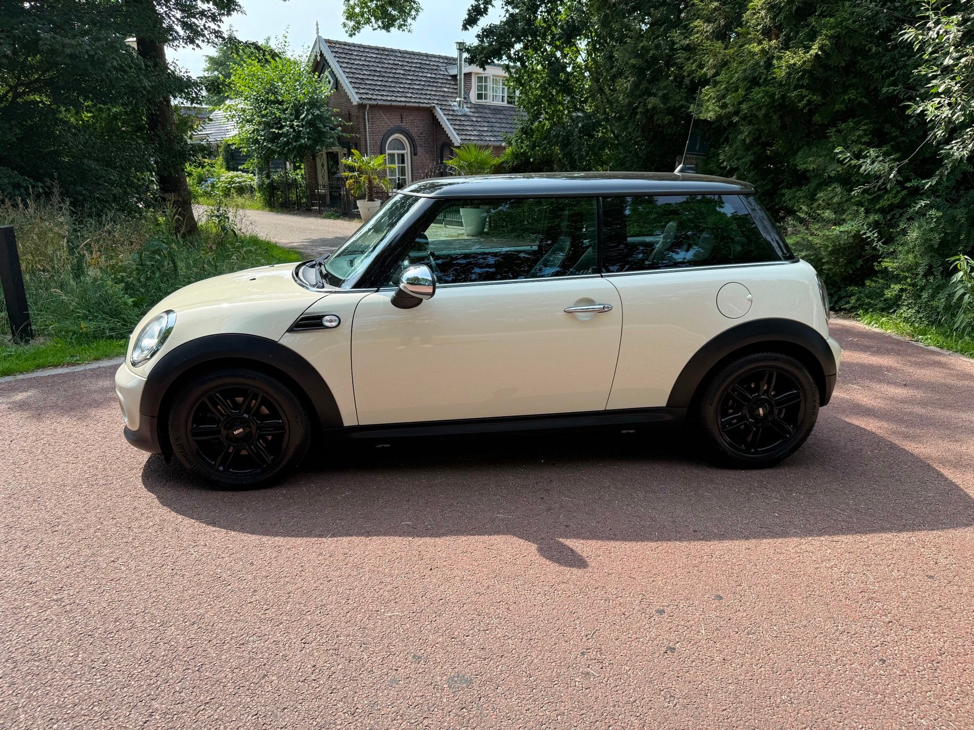Mini 3-Deurs 1.6 Cooper 10 Years II / Airco / Leder / NAP /, Voorwielaandrijving, Euro 5, 4 cilinders, Stoelverwarming