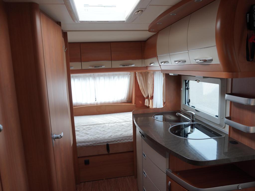 Hobby Excellent 455 UF MET MOVER EN VASTE LUIFEL, Caravans en Kamperen, Caravans, Rondzit, Hobby, Schokbreker, Tot en met 4