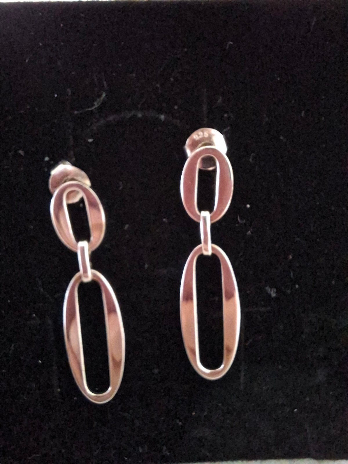 Zilveren Oorbellen met Schakeldesign, Sieraden, Tassen en Uiterlijk, Oorbellen, Ophalen of Verzenden, Zo goed als nieuw, Zilver
