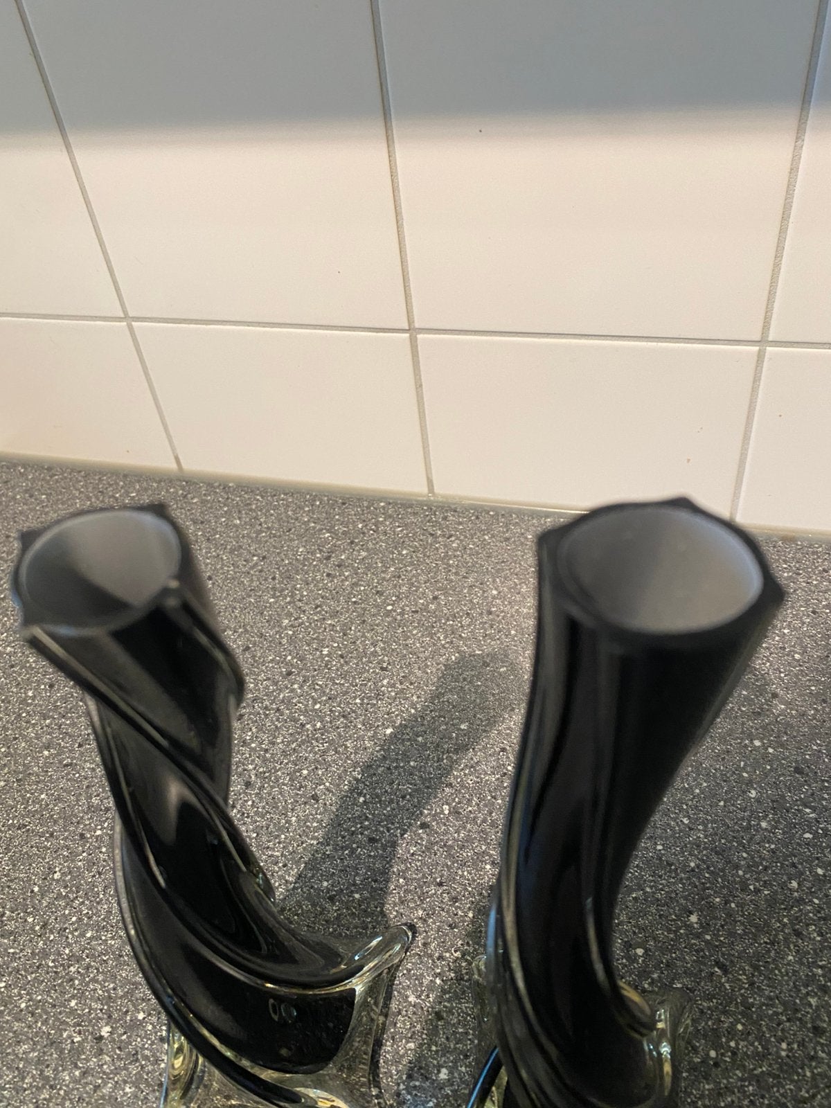 2 glazen vaasjes, Ophalen of Verzenden, Zo goed als nieuw, Zwart, Glas