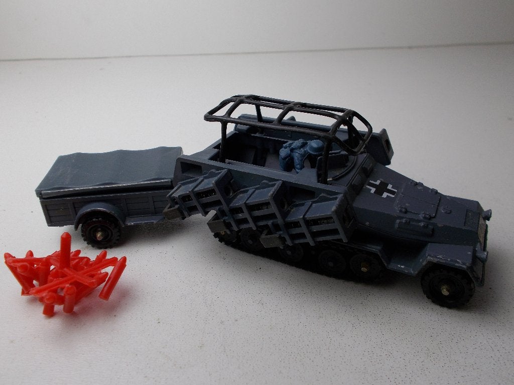 1976 Corgi Toys 907 SEMI-TRACK ROCKET LAUNCHER +TRAILER igst, Ophalen of Verzenden, Zo goed als nieuw, Bus of Vrachtwagen, Corgi