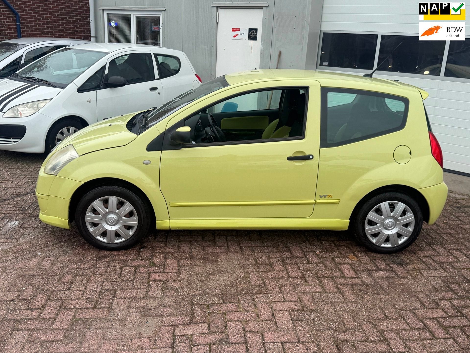 Citroen C2 1.4i Ligne Ambiance AUTOMAAT!, Auto's, 450 kg, 4 cilinders, 4 stoelen, Bedrijf