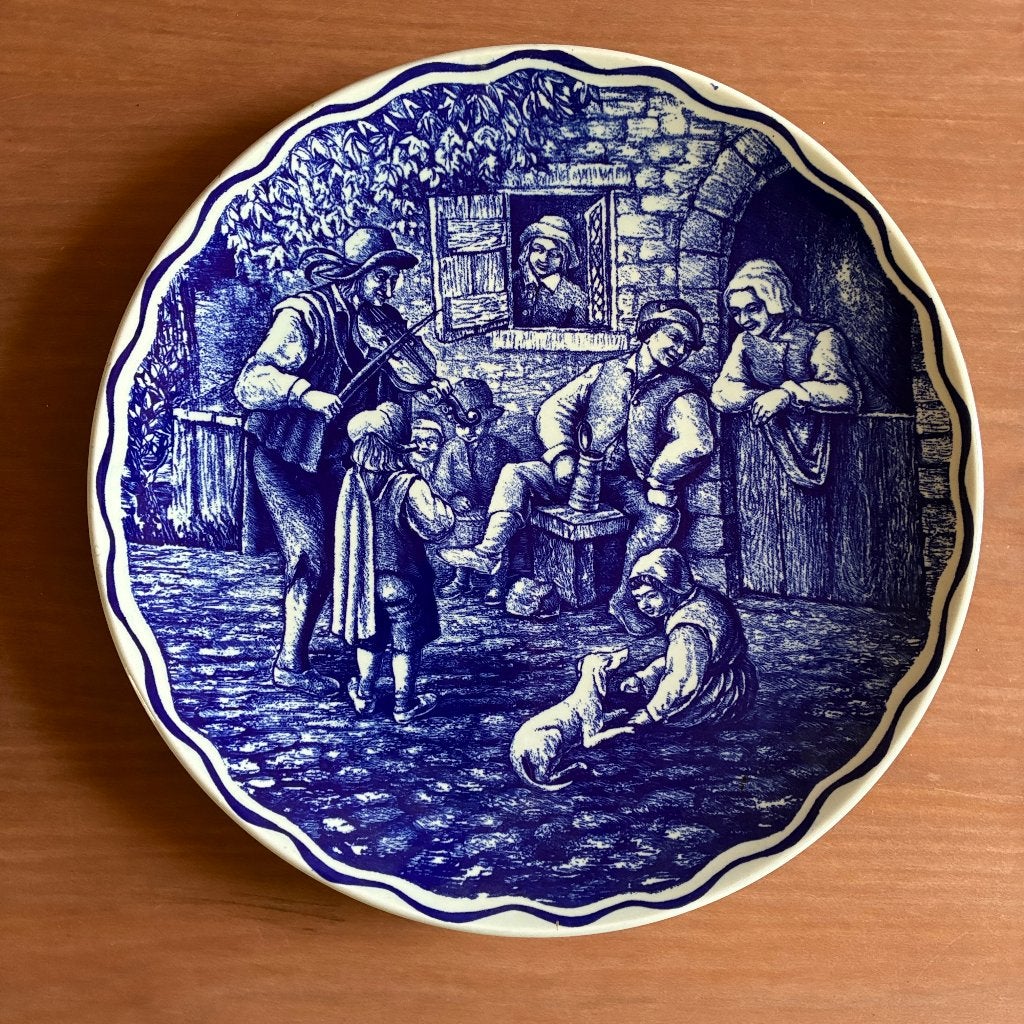 Vintage Delfts blauw bord - Boch frères La Louvière Belgium, Ophalen