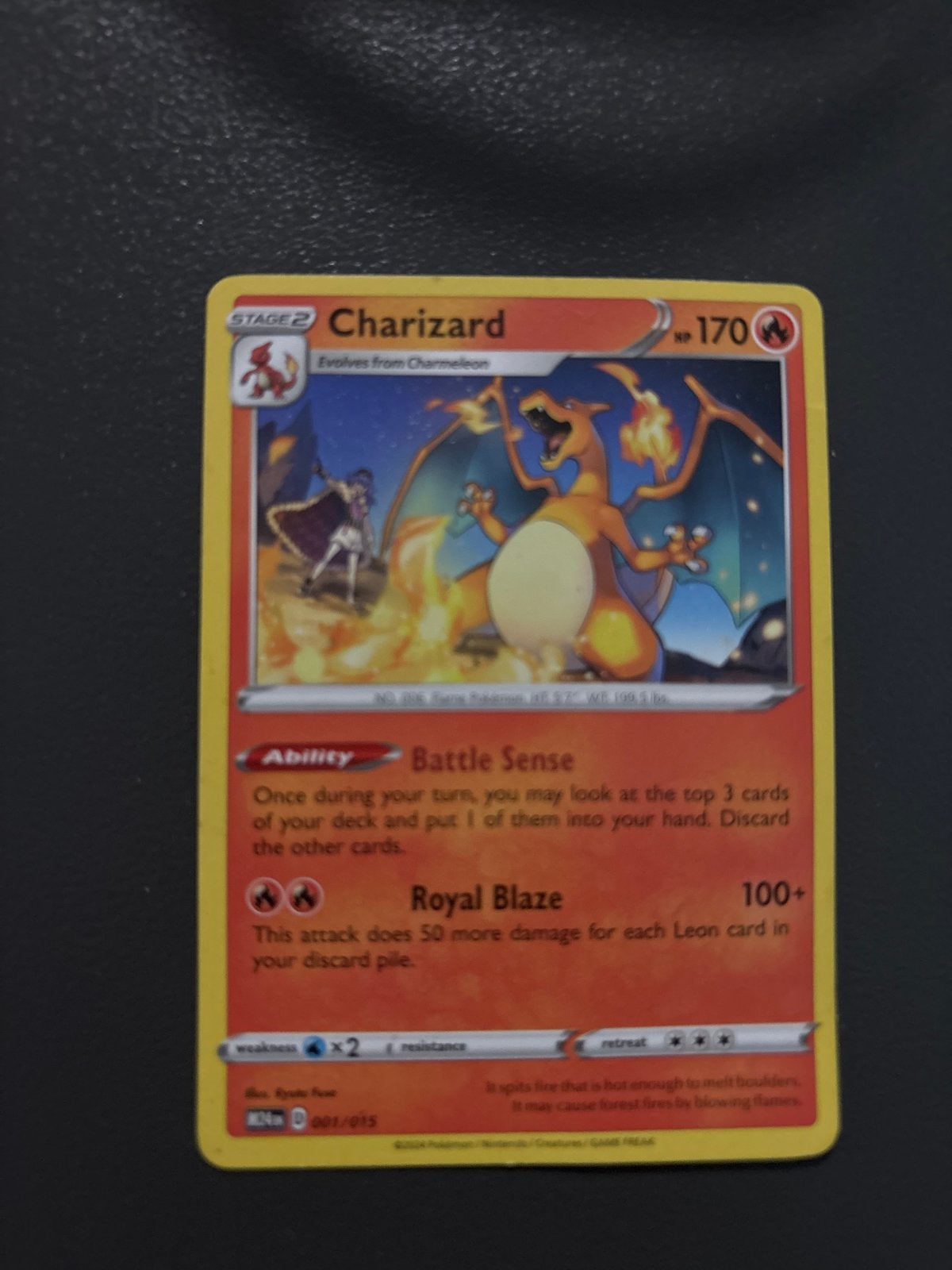 Charizard Pokémon kaart 001/015, Ophalen of Verzenden, Zo goed als nieuw, Losse kaart