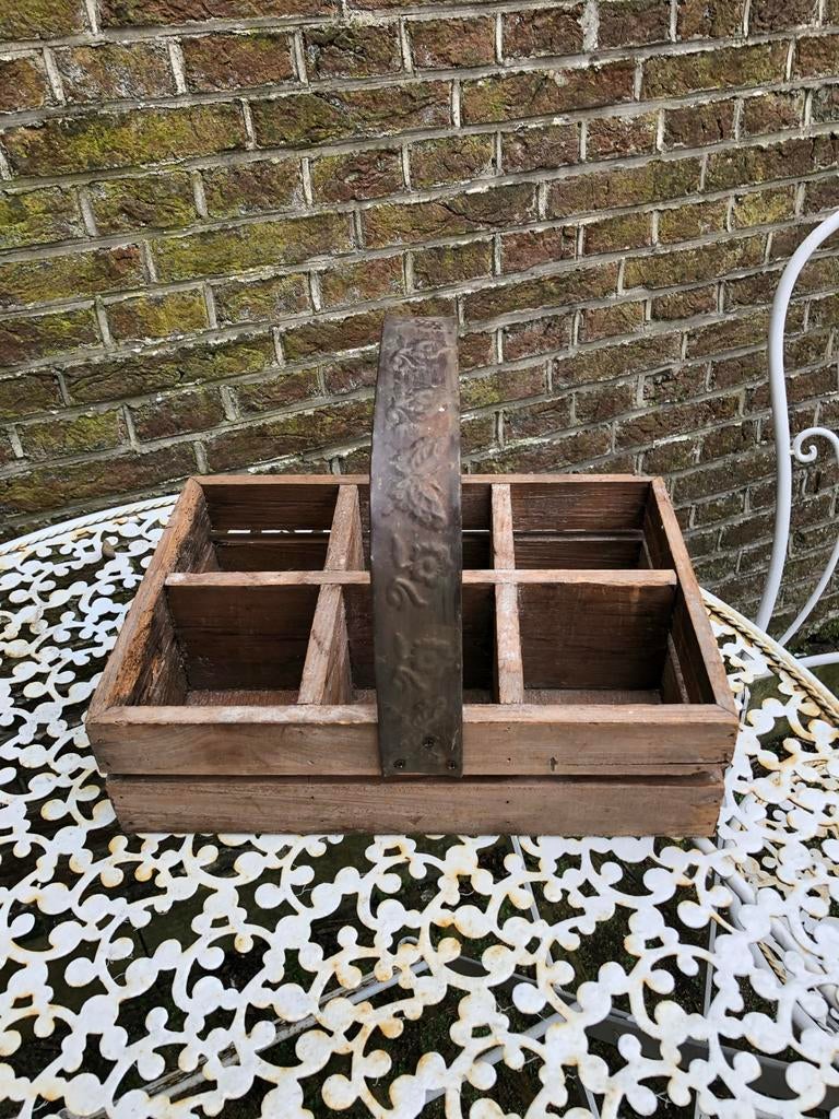 Houten kistje met vakjes en bewerkt handvat, Ophalen, Gebruikt, Overige houtsoorten, Minder dan 50 cm