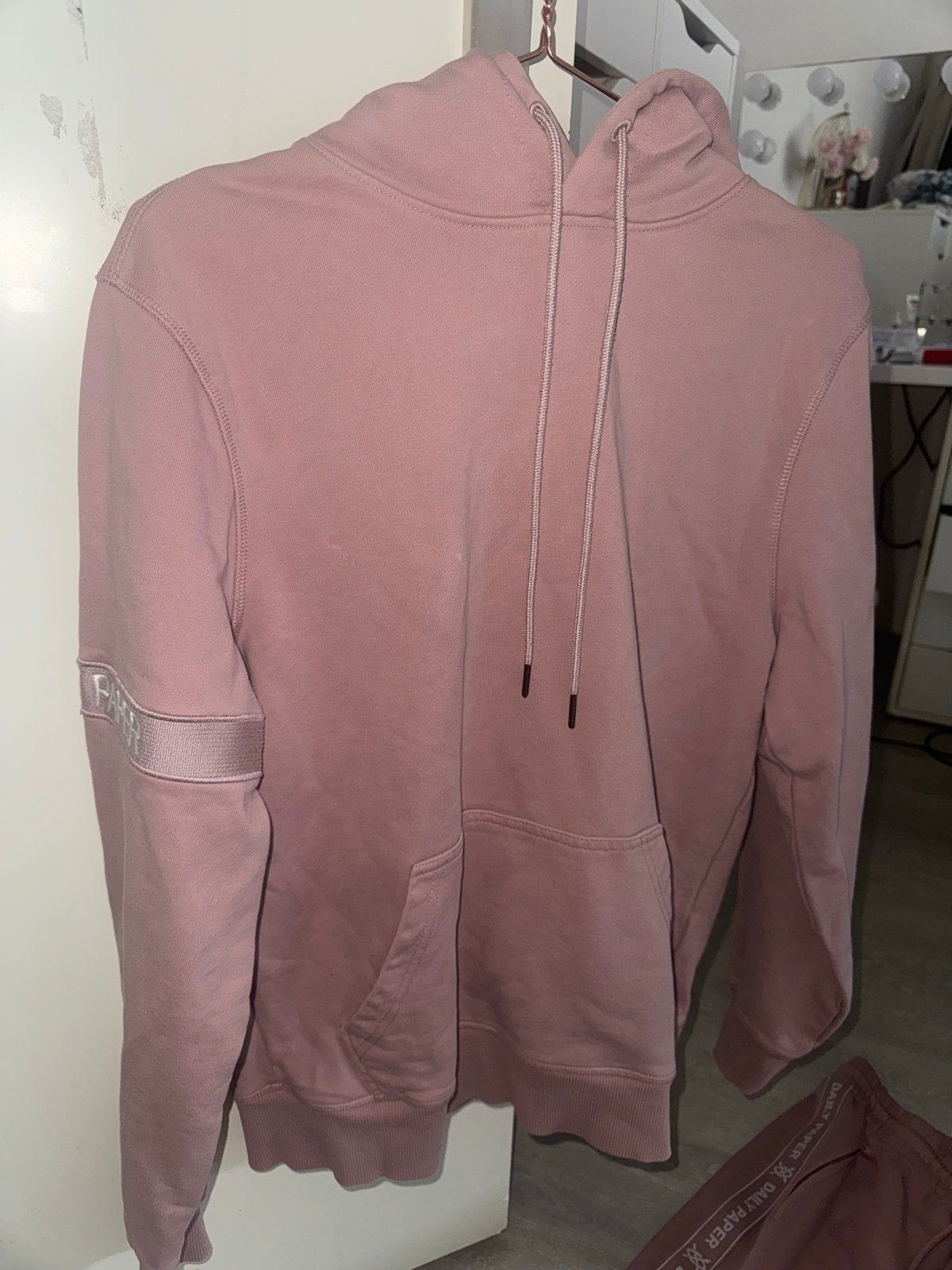Daily Paper Hoodie en Joggingbroek Set - Roze, Ophalen of Verzenden, Gedragen