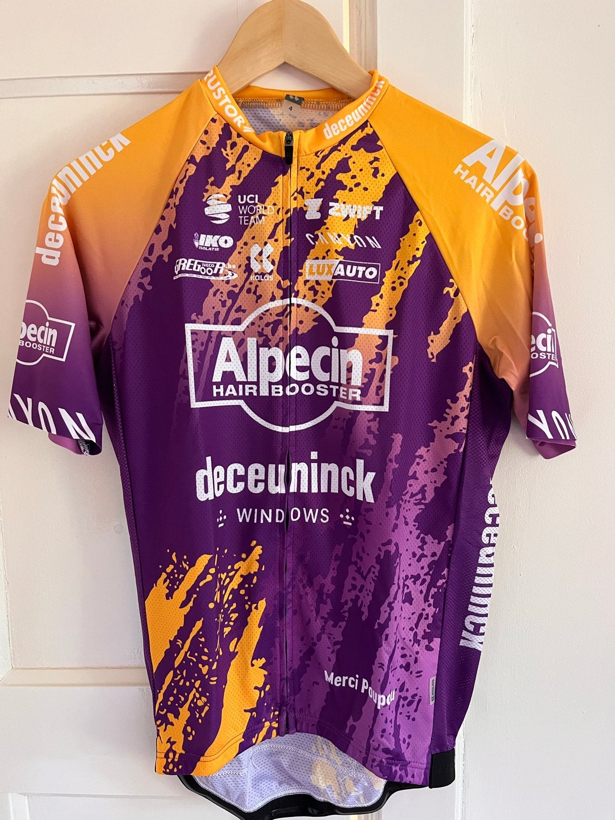 Merci Poupou Alpecin-Fenix Wielershirt Maat 4 (M/L), Fietsen en Brommers, Fietsaccessoires | Fietskleding, Gebruikt, Ophalen of Verzenden