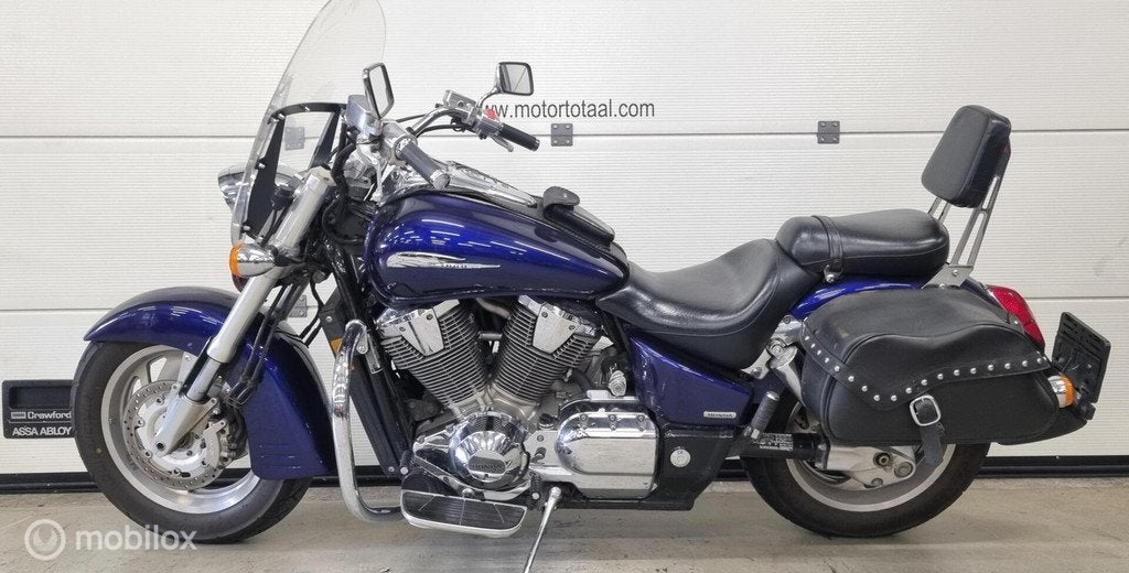 Honda VTX 1800 prachtige staat, Chopper, Bedrijf, 1795 cc, Meer dan 35 kW