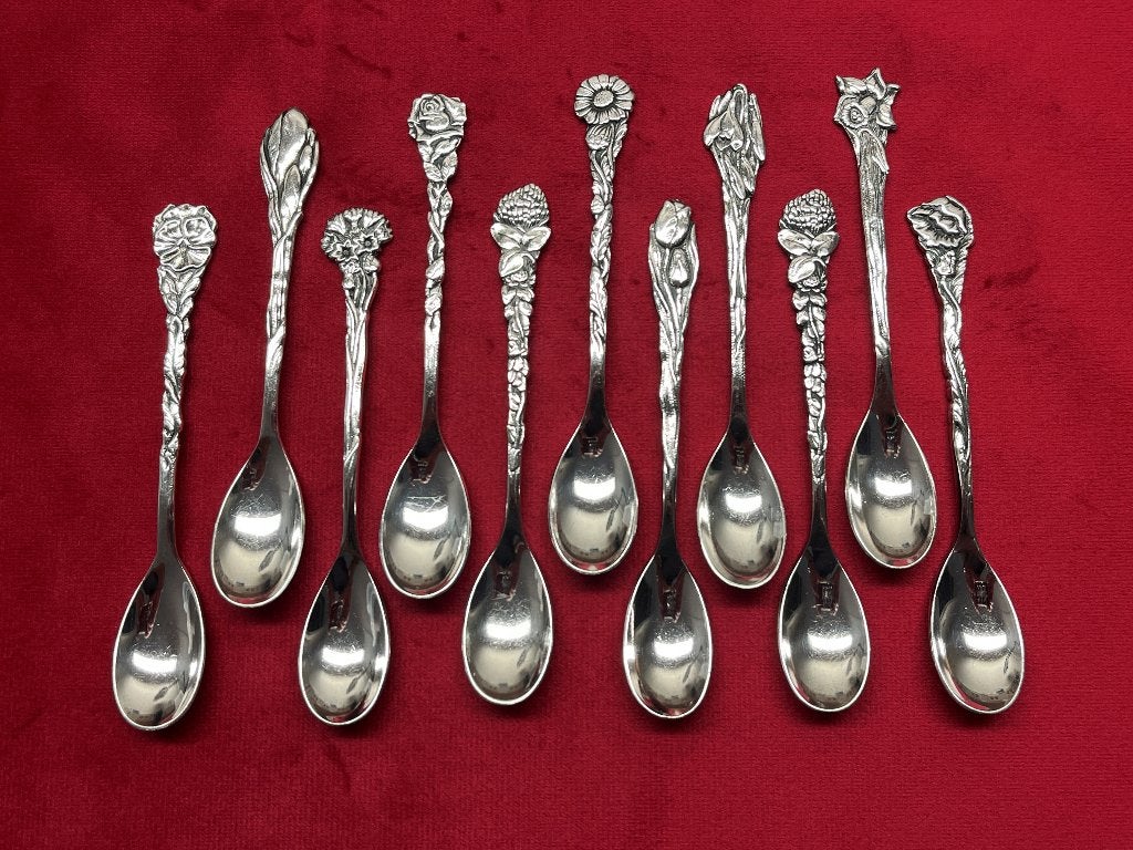 set van 11 gero 90 lepeltjes met bloemmotief, Antiek en Kunst, Antiek | Bestek, Ophalen of Verzenden