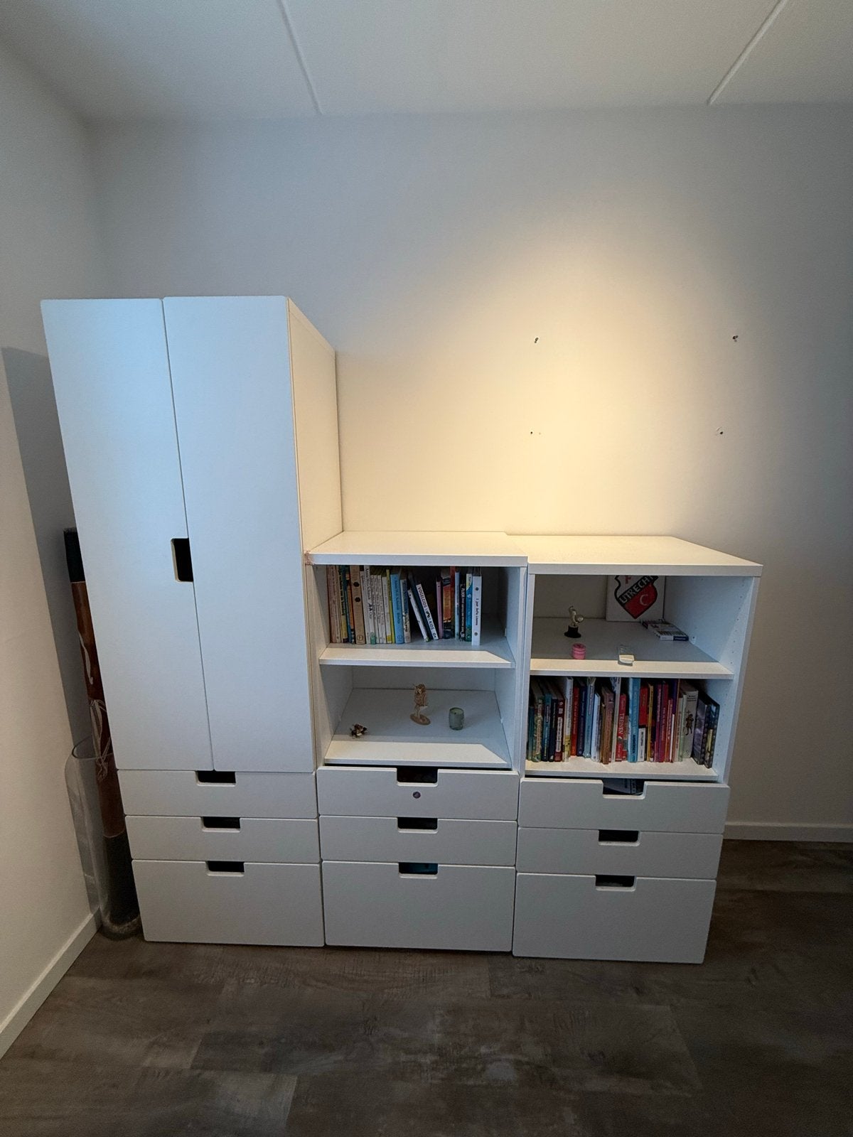 Drie witte IKEA kasten met lades en open vakken, Ophalen, Gebruikt