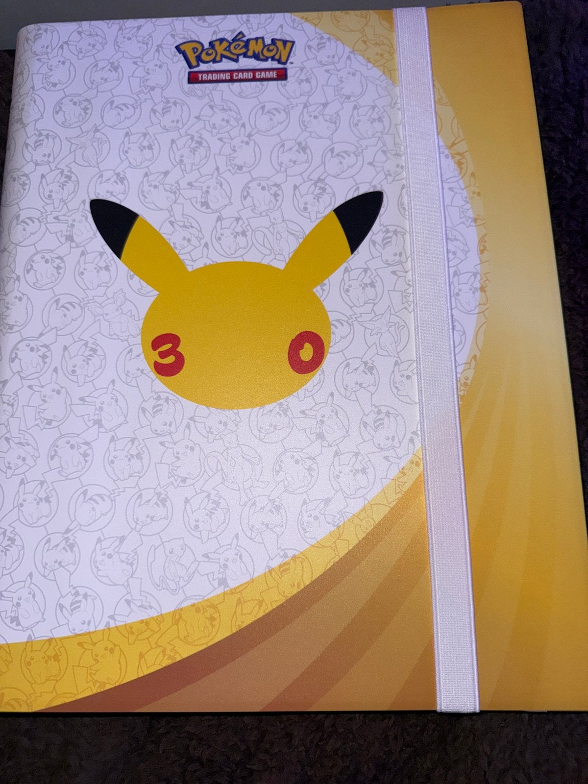 Pokémon Pikachu 30th Anniversary Verzamelmap, Verzenden, Zo goed als nieuw, Overige typen