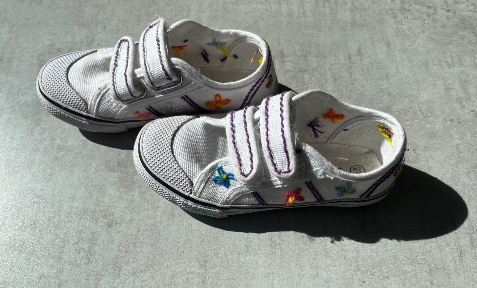 Te koop: Kinderschoenen wit 27, Ophalen, Zo goed als nieuw