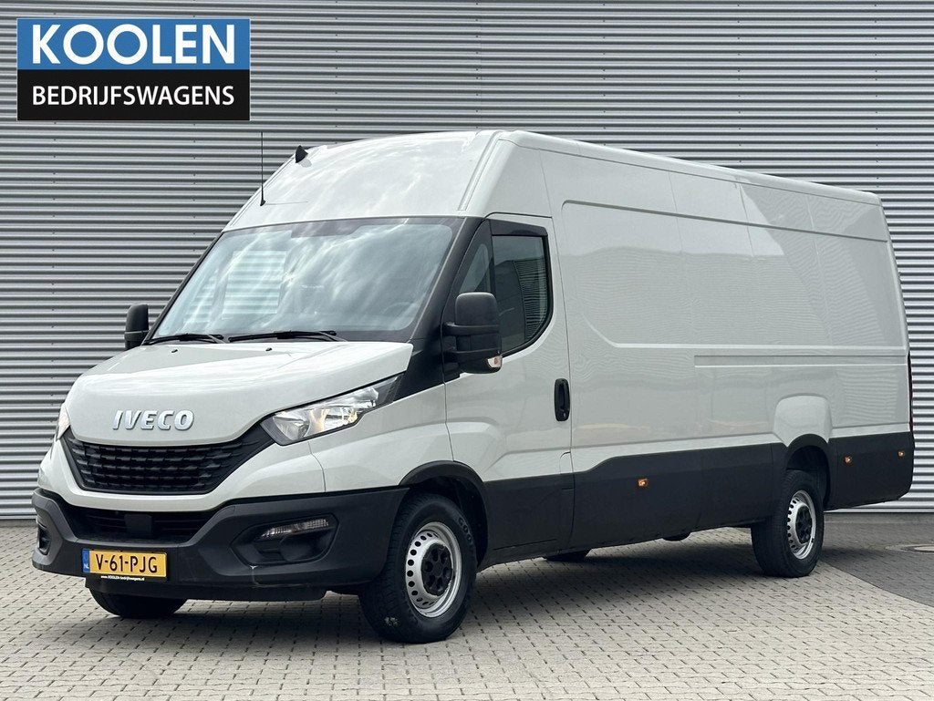 Iveco Daily 35S14V 2.3 410L L4H2 SUPER LANG, Auto's, Gebruikt, Iveco, Wit, Bedrijf