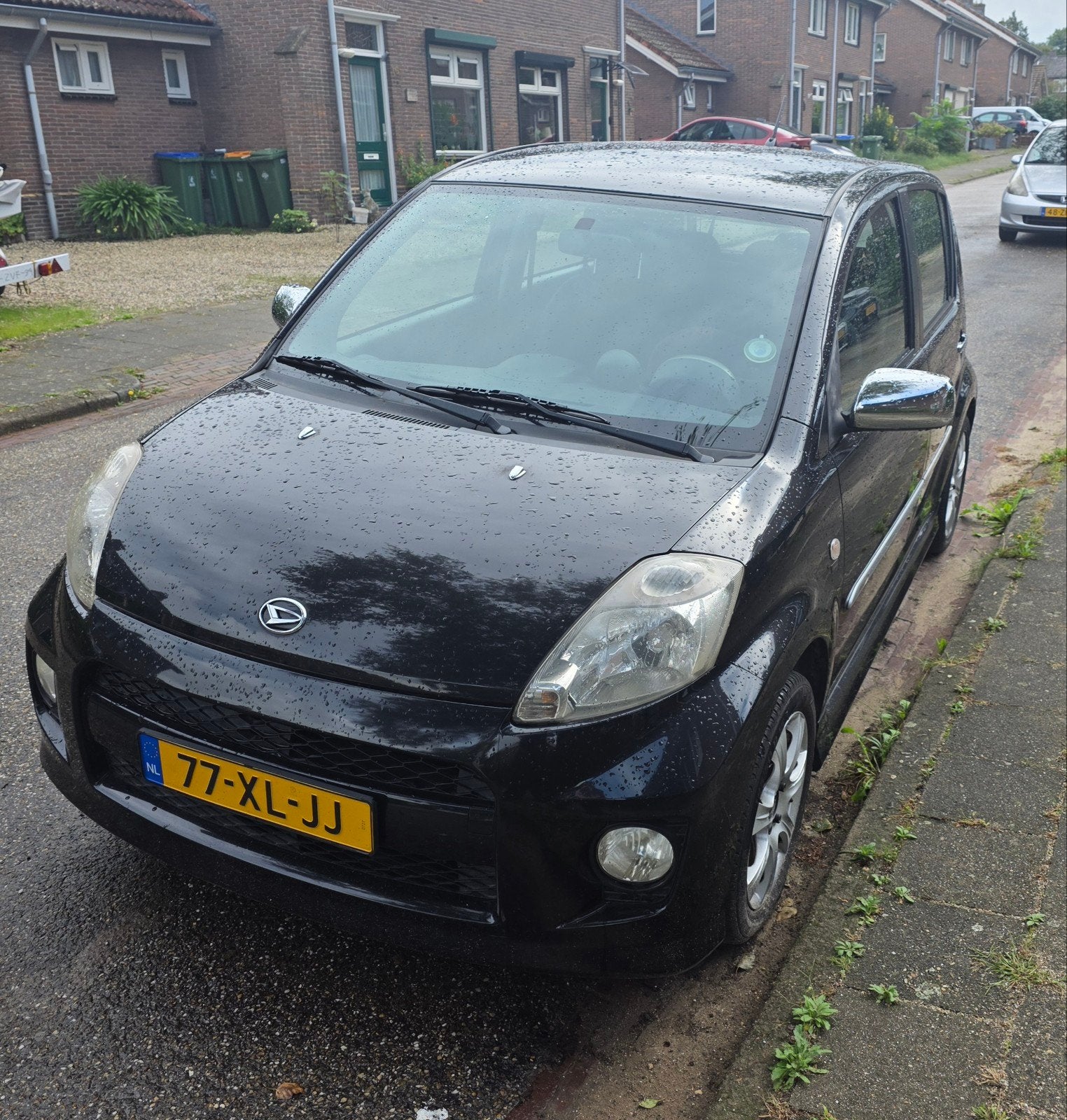 Daihatsu Sirion 1.3 2007 Zwart Chromium, Auto's, Voorwielaandrijving, Stof, 31 €/maand, 4 cilinders