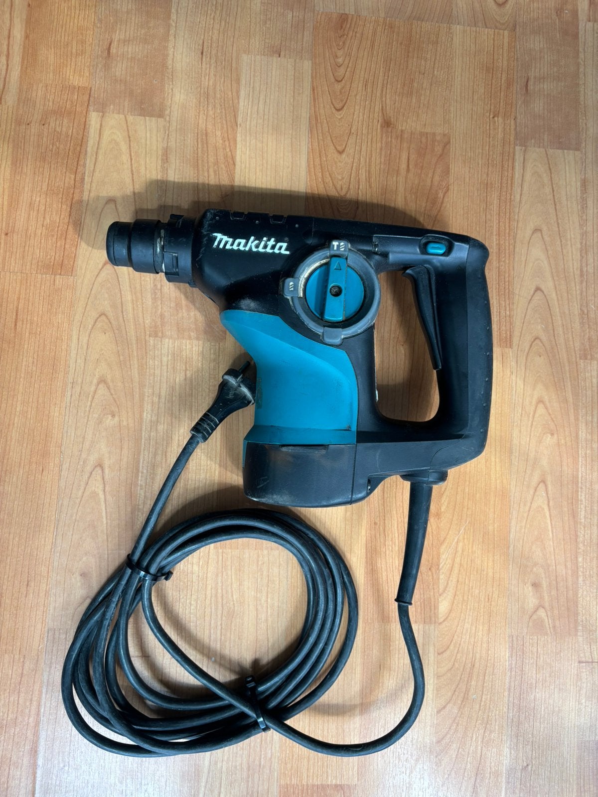 Makita elektrische boorhammer, Ophalen of Verzenden, Zo goed als nieuw, Boor- en/of Breekhamer