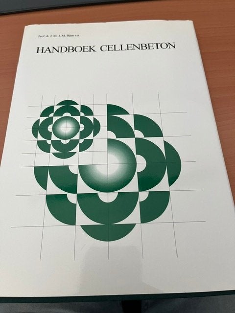 Handboek cellenbeton à € 15,00, Prof. Dr. J.M.J.M. Bijen, Nieuw, Ophalen of Verzenden, Bouwkunde