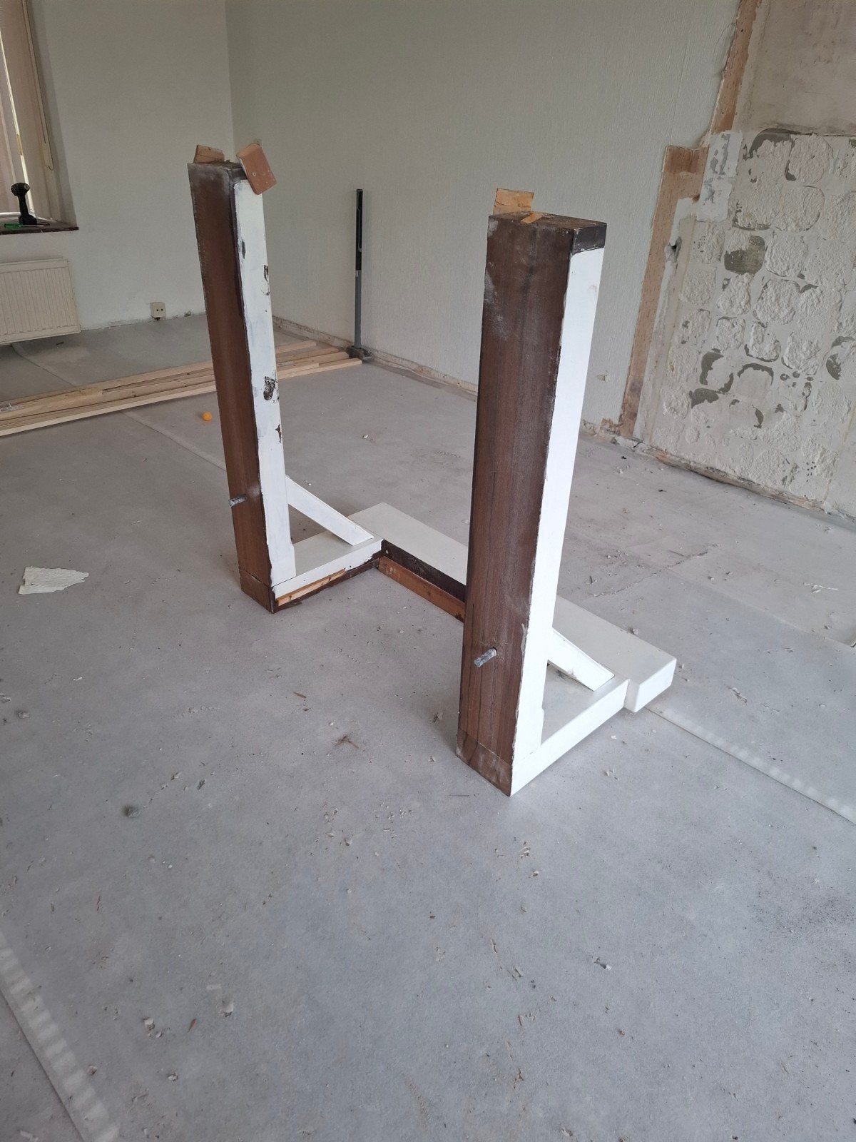 Schouw ombouw van degelijk hardhout, Ophalen, Gebruikt