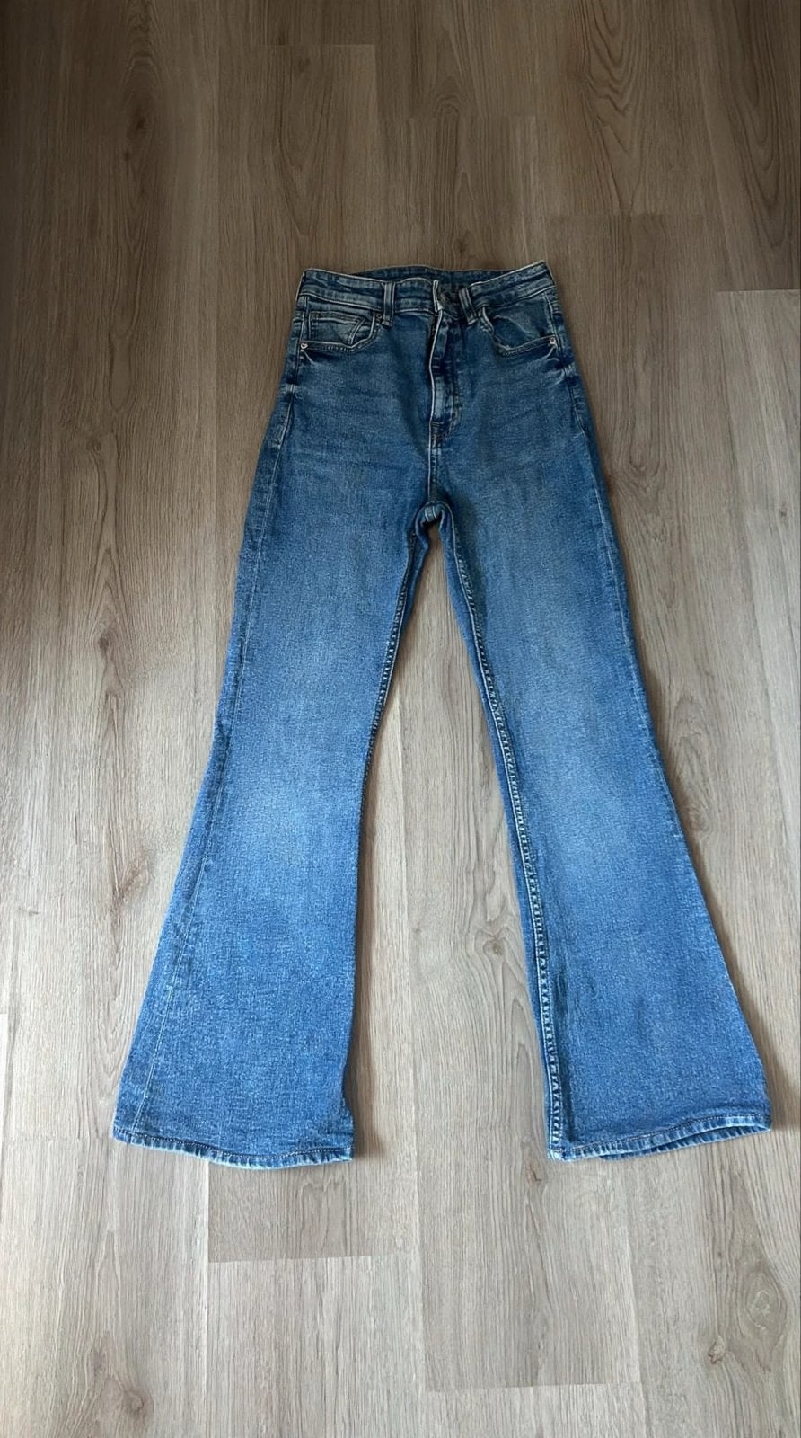 Blauwe flared jeans met hoge taille, Blauw, Ophalen of Verzenden, Zo goed als nieuw, Maat 34 (XS) of kleiner