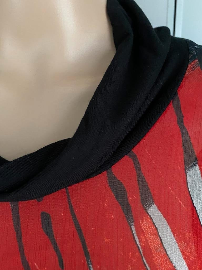 F113 LIV: maat 44=L: blouse tuniek top rood/zwart/grijs, Kleding | Dames, Maat 42/44 (L), Ophalen of Verzenden, Zo goed als nieuw