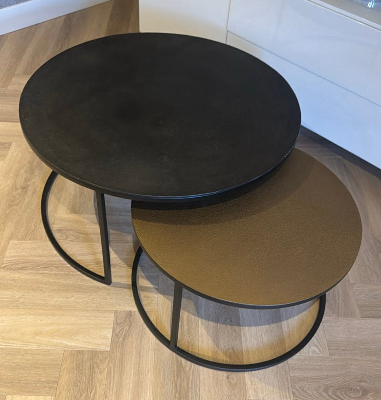Piet klerkcx huis collectie Set 2 stuks Zwart Goud/brons, Ophalen, Rond, 50 tot 100 cm, Zo goed als nieuw