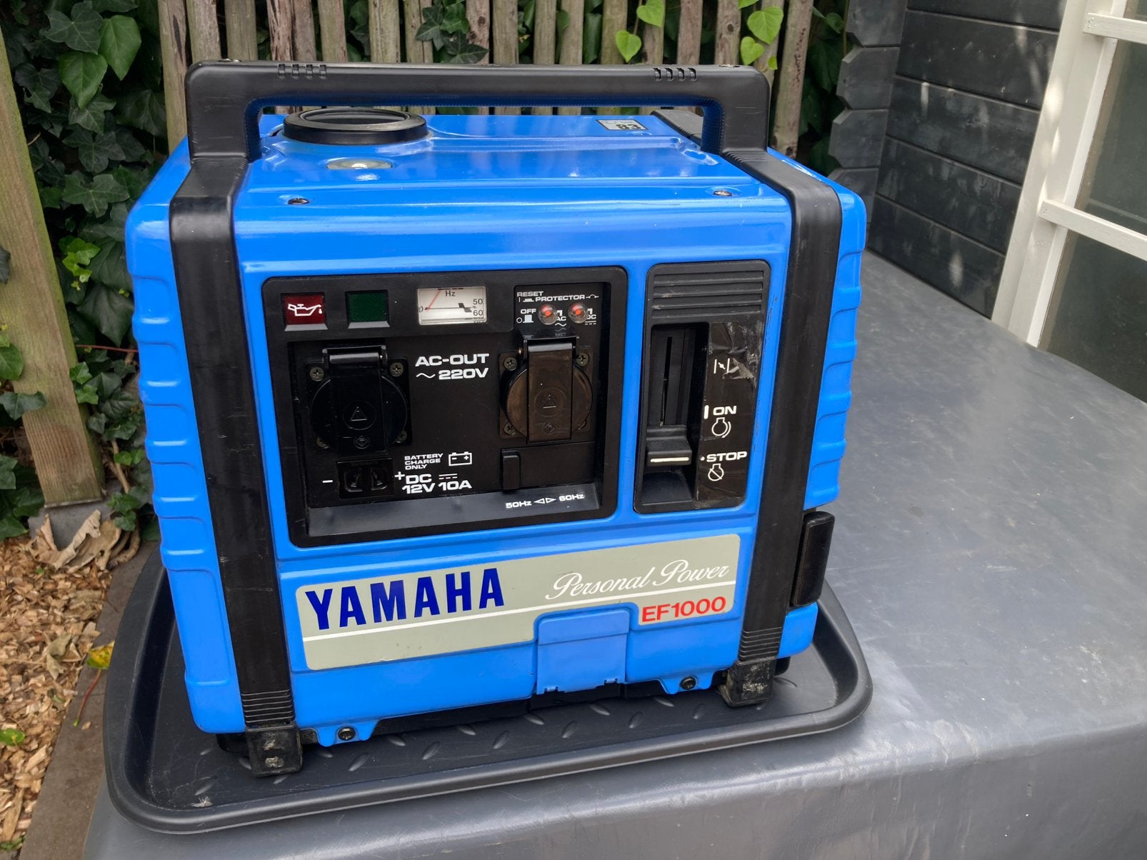 Yamaha EF1000, Ophalen, Gebruikt