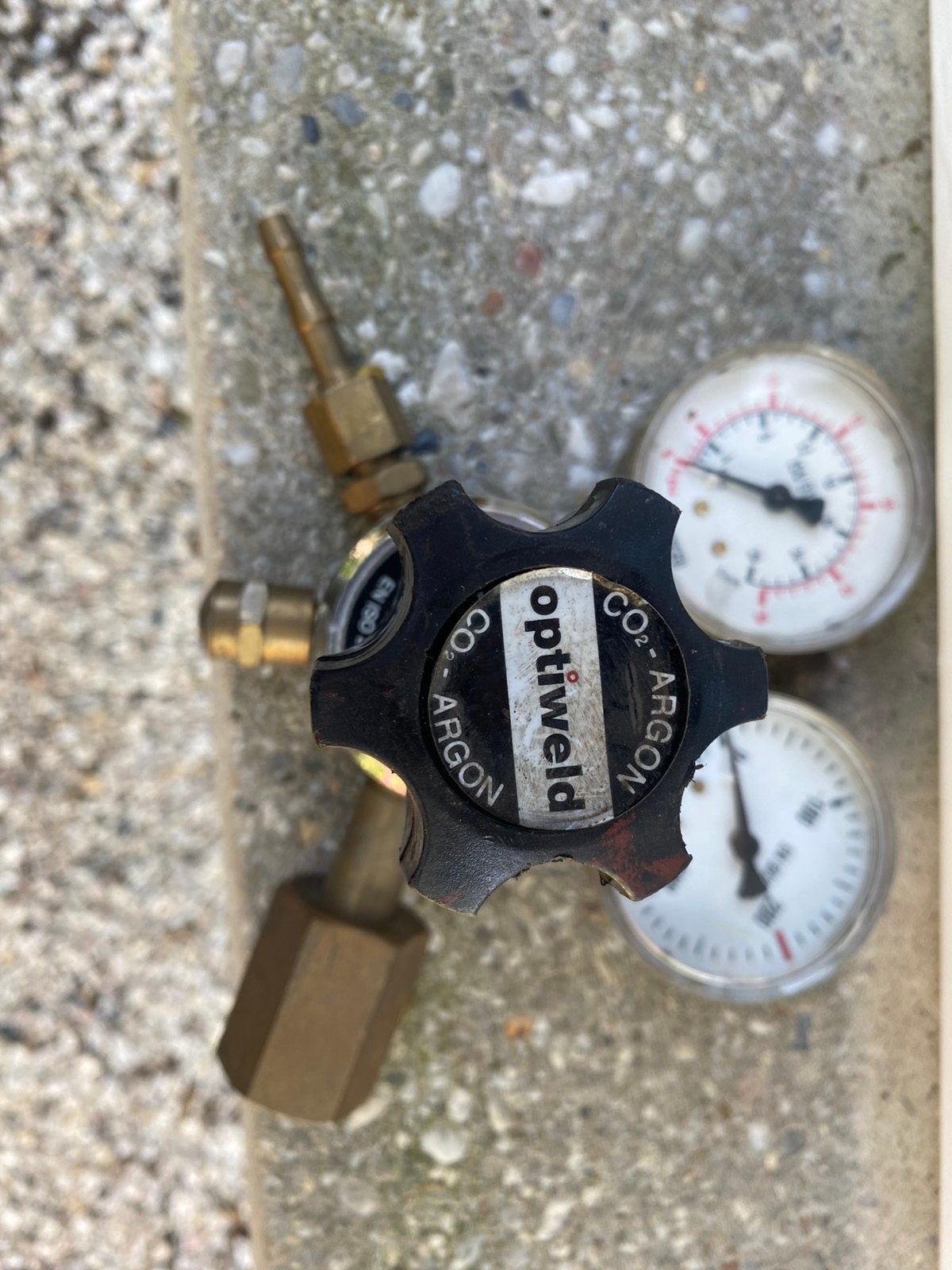 2x Gasregelaars (de prijs is per stuk), Doe-het-zelf en Verbouw, Gereedschap | Lasapparaten, Ophalen, Gebruikt, 250 ampère of meer