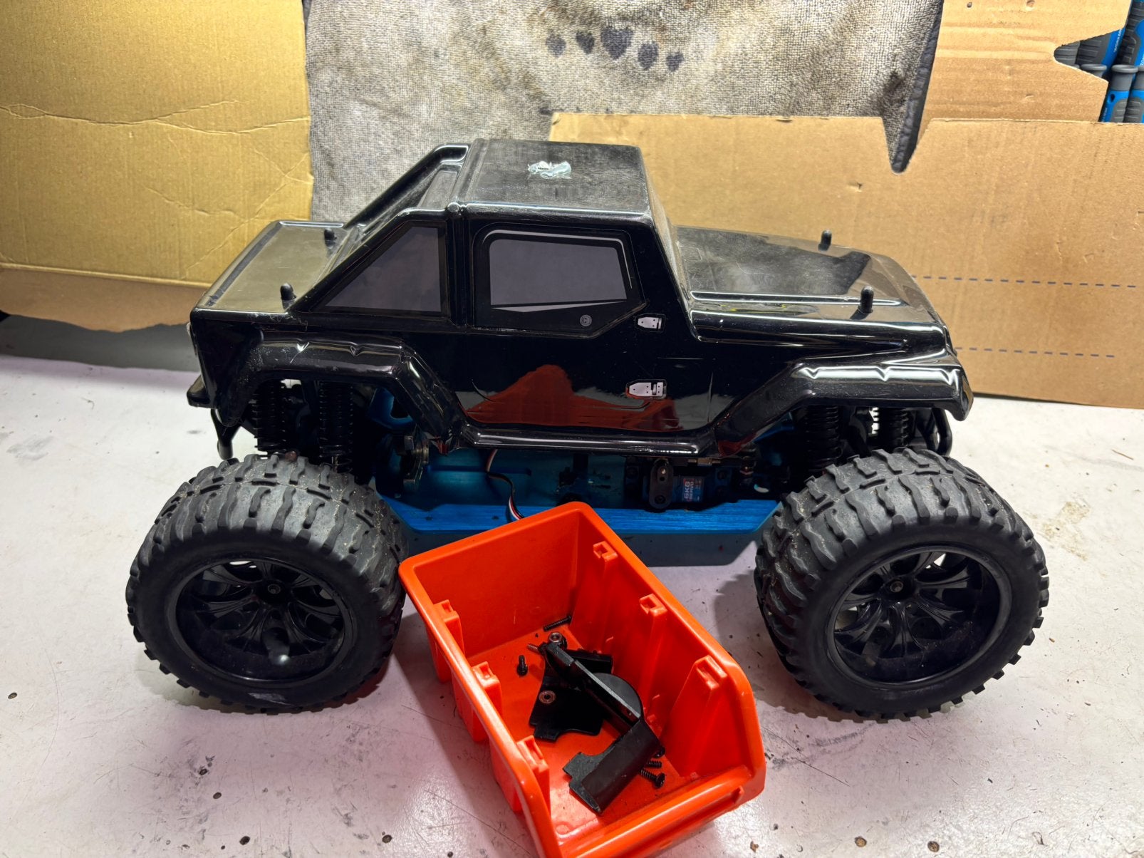 Himoto monstertruck roller, Elektro, Ophalen of Verzenden, Zo goed als nieuw, Onderdeel