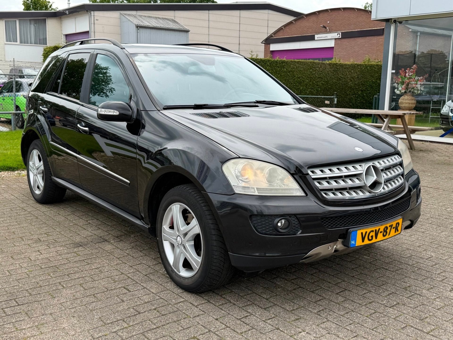 Mercedes-Benz M-klasse 280 CDI / GRIJS KENTEKEN / INRUIL KOO, Auto's, Bestelauto's, Automaat, 2095 kg, Gebruikt, Zwart
