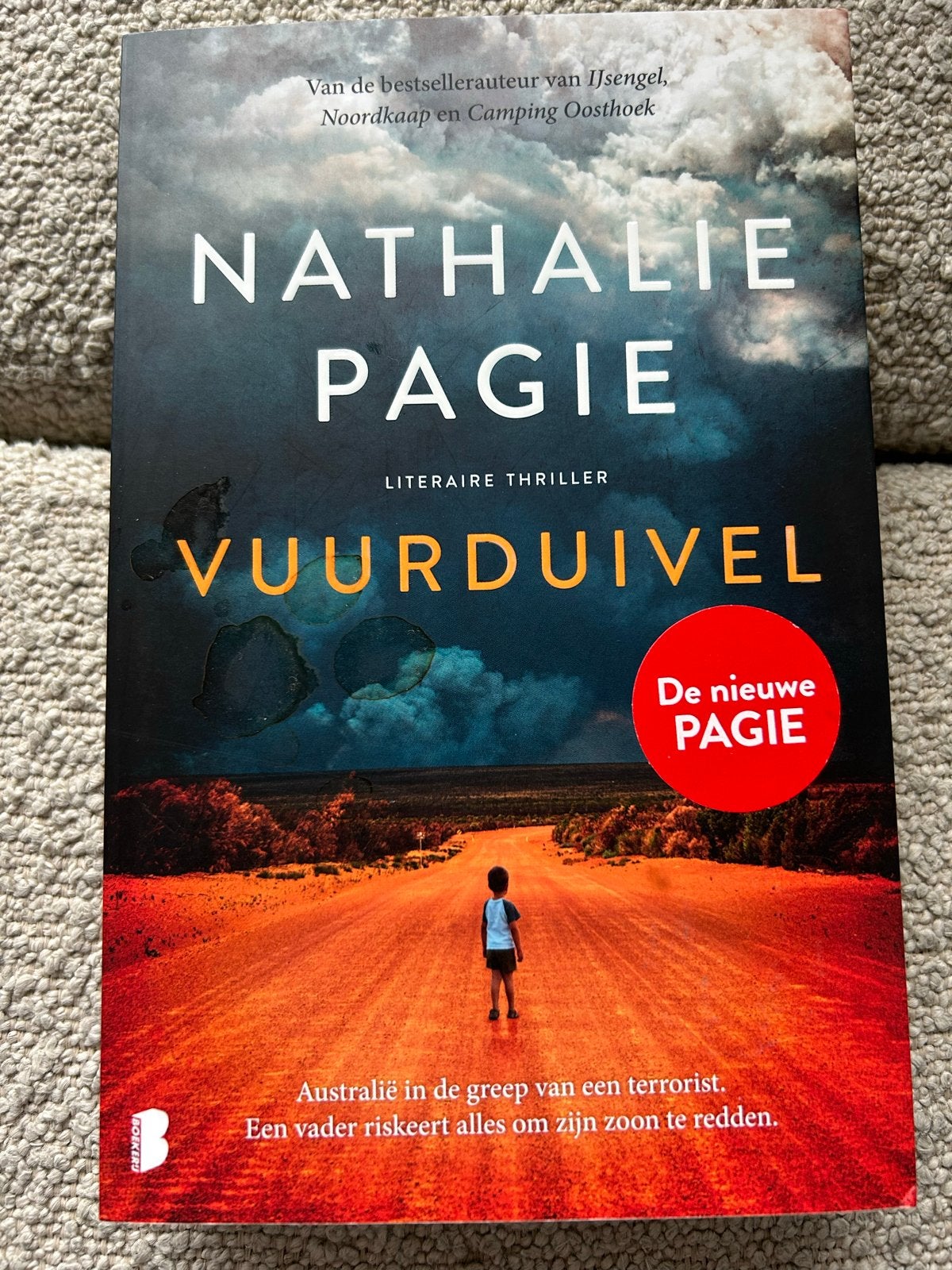 Vuurduivel - Nathalie Pagie (Literaire thriller), Ophalen of Verzenden, Gelezen, Nederland