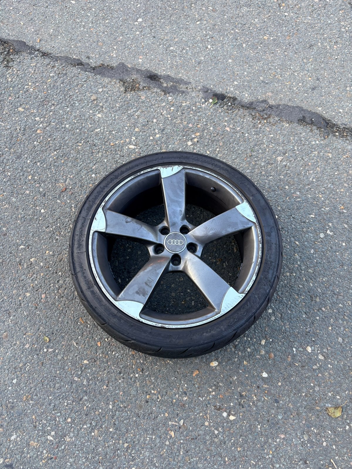 Slicks banden 225/40/18 met velg, Auto-onderdelen, Ophalen, 18 inch, Gebruikt, Banden en Velgen