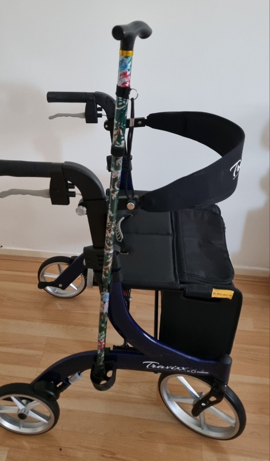 travix lichtgewicht rollator als nieuw, Diversen, Ophalen of Verzenden, Lichtgewicht, Zo goed als nieuw