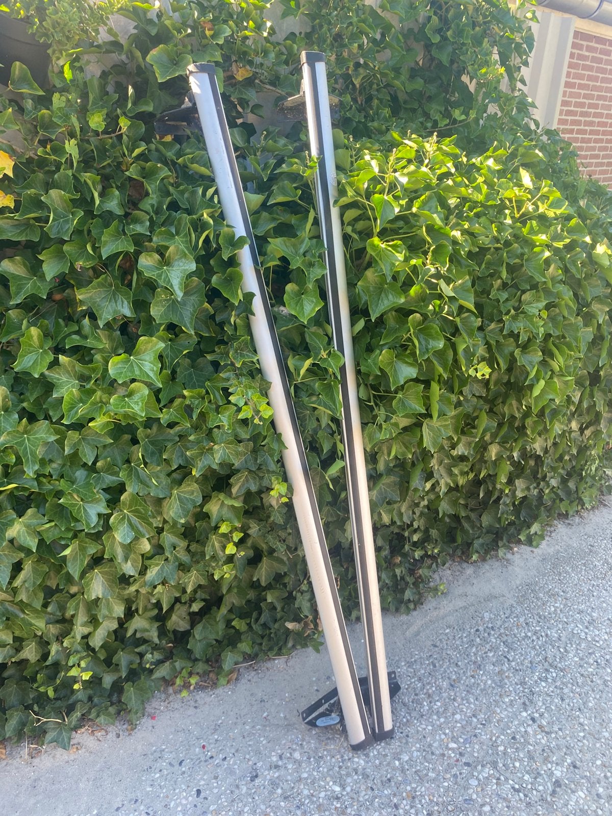 Te koop dak dragers komen van  een opel vivaro af, Ophalen, Zo goed als nieuw