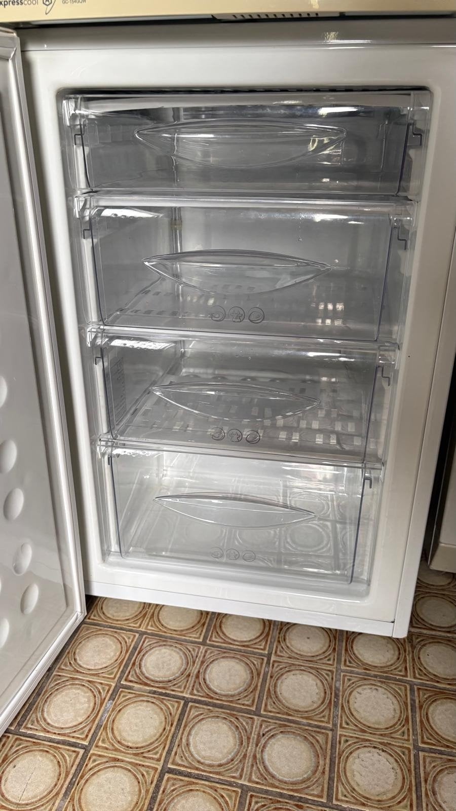 LG mini vriezer 100 liter, Ophalen, Gebruikt, Minder dan 60 cm, Minder dan 85 cm