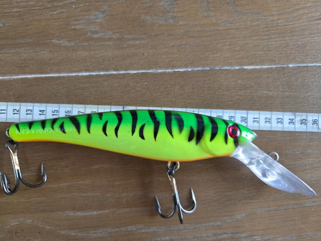 Musky Mania Ernie 9inch Fire Tiger, Ophalen of Verzenden, Zo goed als nieuw, Overige typen