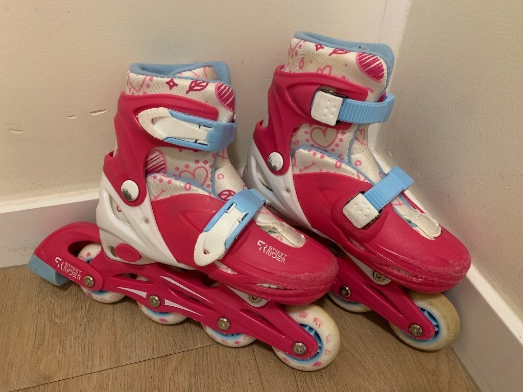 Skeelers meisje roze maat 30-33, Sport en Fitness, Skeelers, Overige merken, Kinderen, Ophalen of Verzenden, Inline skates 4 wielen