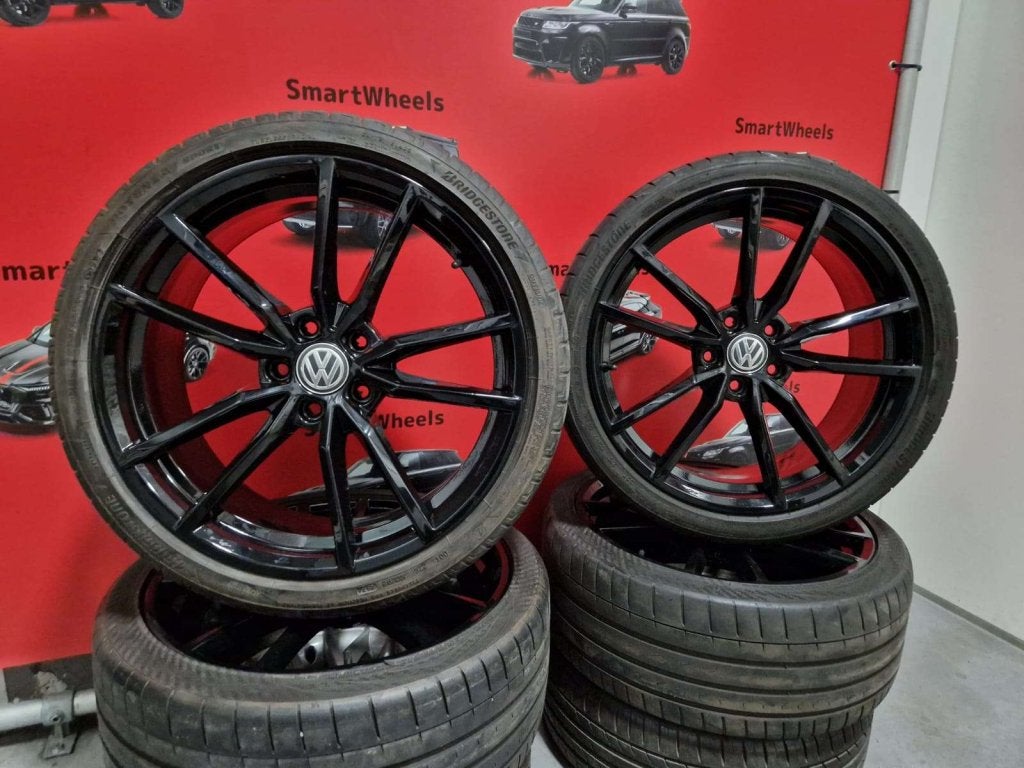 19 inch ORIGINEEL VOLKSWAGEN R-LINE PRETORIA GTI CADDY VELGE, Banden en Velgen, Niet ingevuld, Ophalen of Verzenden, 235 mm
