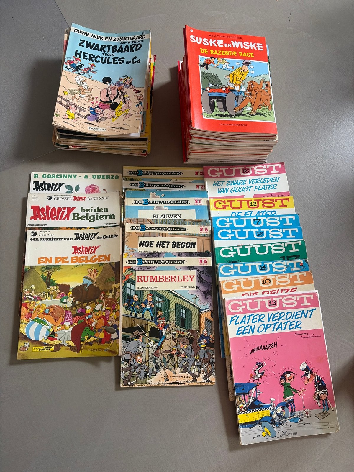 Collectie stripboeken: Suske en Wiske,Guust,Blauwbloezen,enz, Meerdere stripboeken, Ophalen, Gelezen
