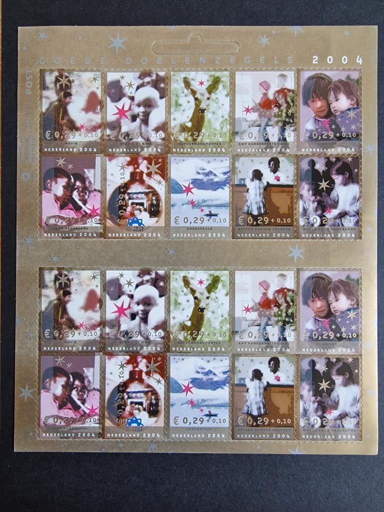 2004 Vel V2306-2315 Goede doelen Decemberzegels. Postfris., Postzegels en Munten, Postzegels | Nederland, Ophalen of Verzenden