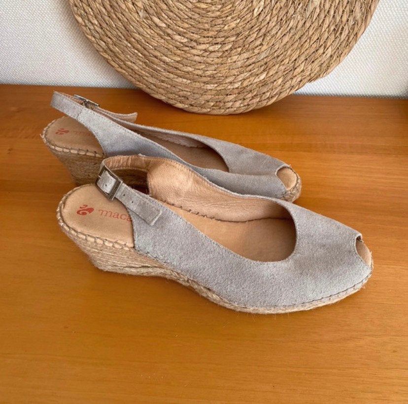 Macarena espadrilles  – suède – maat 42, Ophalen of Verzenden, Zo goed als nieuw, Espadrilles of Moccasins, Grijs