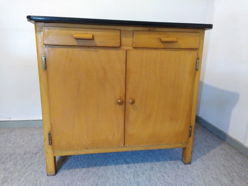 Houten kastje, Ophalen
