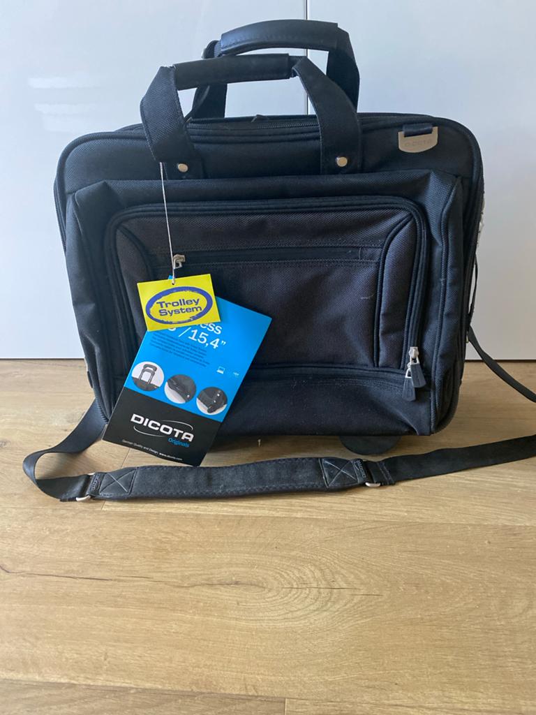 Dicota Laptoptas met Trolley Systeem - 15.4 inch, Computers en Software, Laptoptassen, Ophalen, 15 inch, Trolleytas, Nieuw