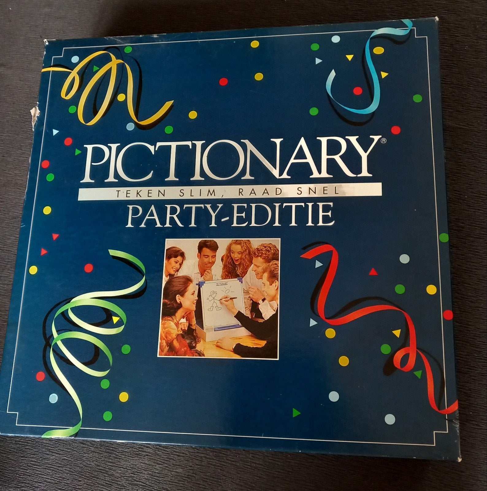 Pictionary Party-editie, Ophalen of Verzenden, Nieuw, Parker/Hasbro