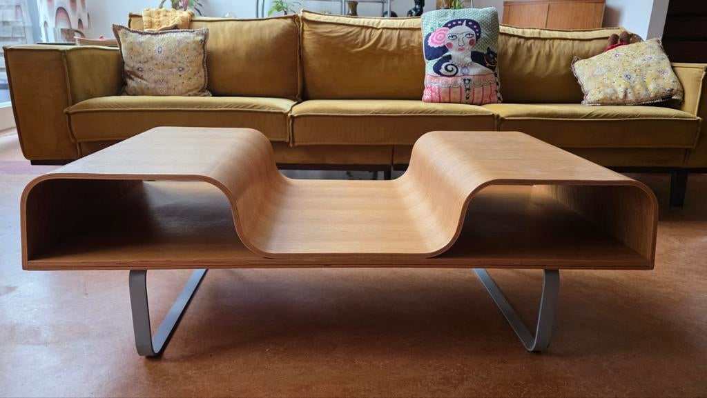 Unieke houten salontafel Ikea Lagfors met gebogen design, Gebruikt, 100 tot 150 cm, Minder dan 50 cm, Rechthoekig