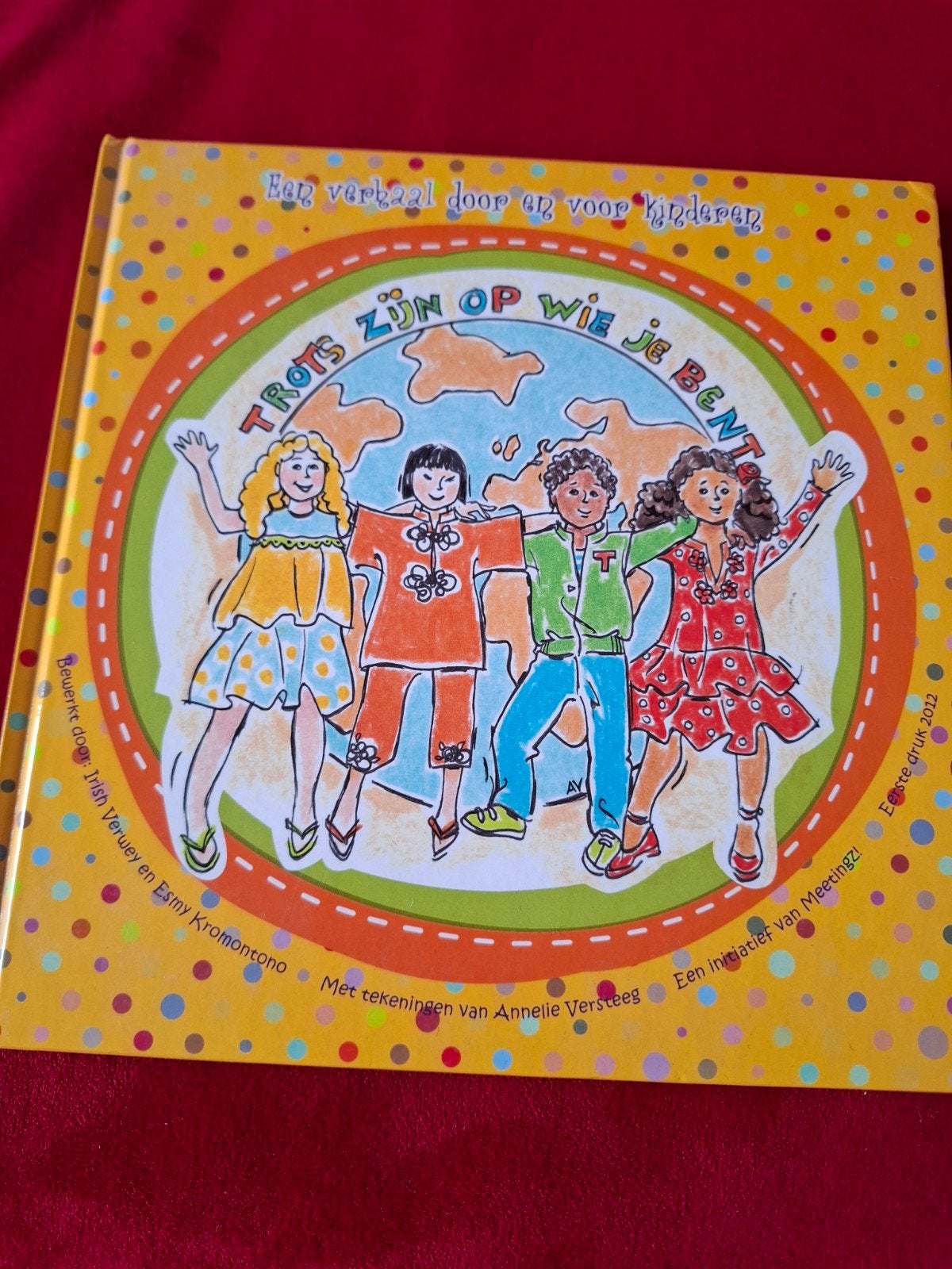 Trots zijn op wie je bent - Kinderboek over adoptie, Ophalen of Verzenden, Zo goed als nieuw, Fictie algemeen, Voorleesboek