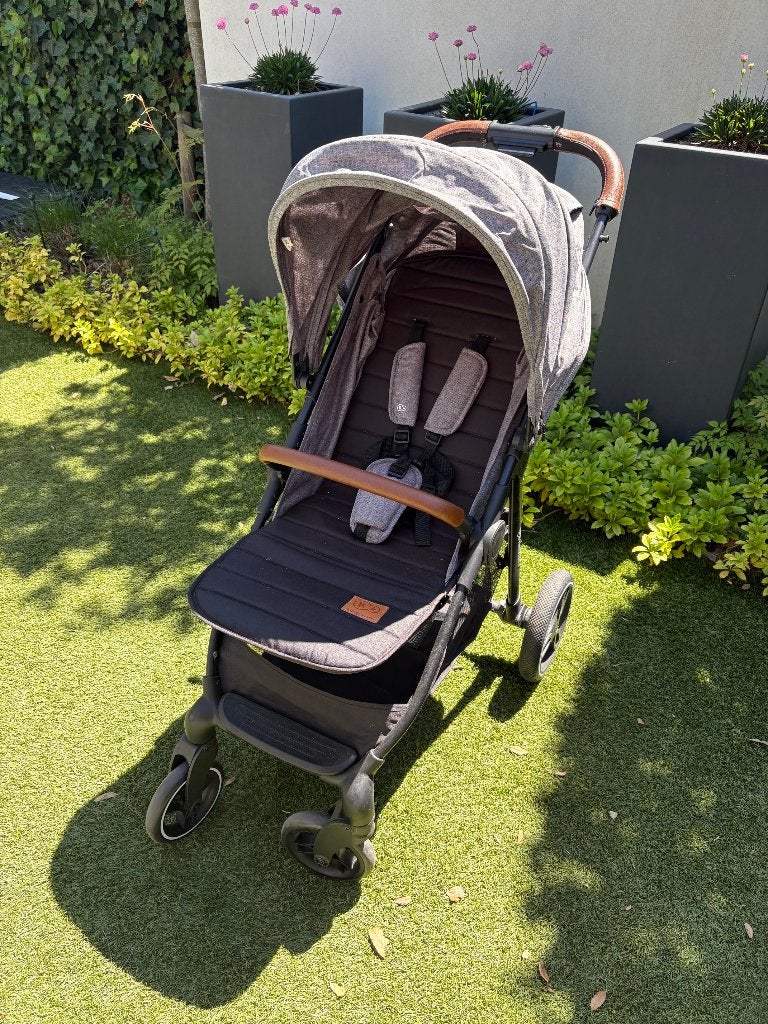 Kinderkraft GRANDE PLUS kinderwagen grijs, Kinderen en Baby's, Kinderwagens en Combinaties, Ophalen, Zo goed als nieuw, Kinderwagen