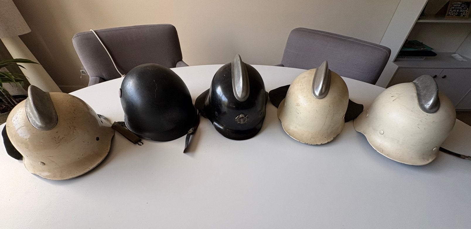 Oude Brandweerhelmen + politie collectie, Ophalen, Gebruikt